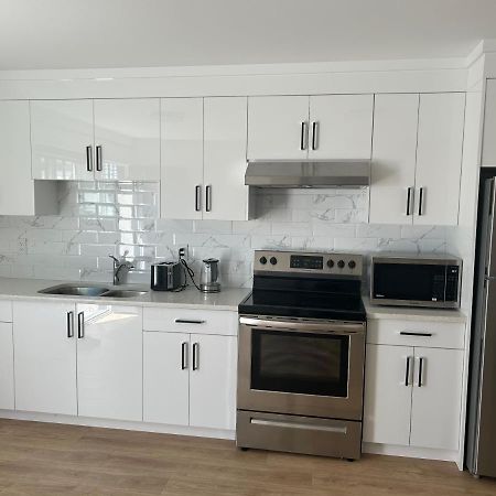 Wecare Guest Suite Burnaby Eksteriør bilde