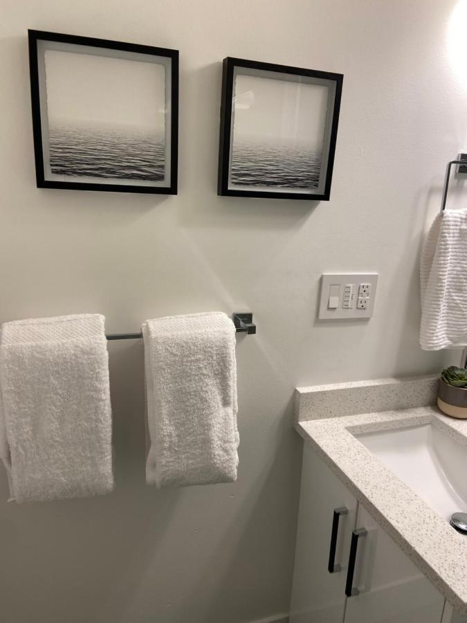 Wecare Guest Suite Burnaby Eksteriør bilde