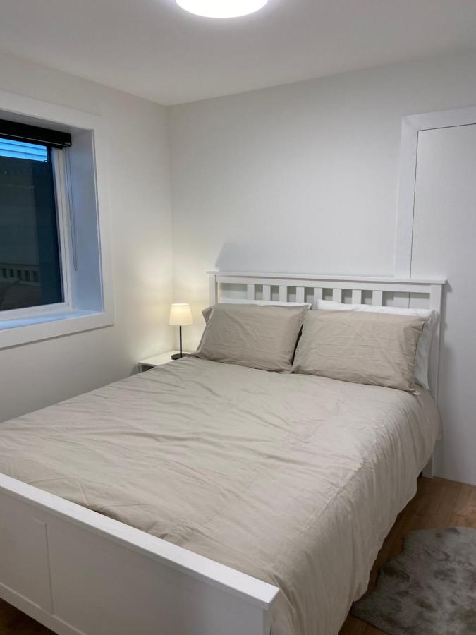 Wecare Guest Suite Burnaby Eksteriør bilde
